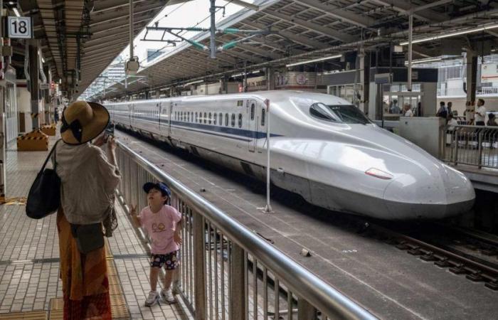 Le train à grande vitesse Shinkansen du Japon fête ses 60 ans