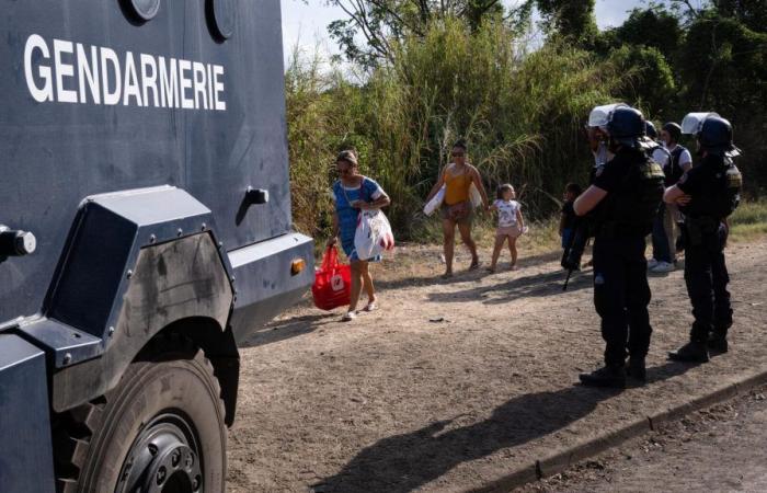 En Nouvelle-Calédonie, le FLNKS demande du temps à la police avant une intervention policière redoutée lundi