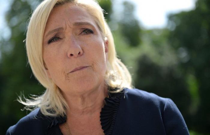 le procès de Marine Le Pen, du RN et de 24 personnes s’ouvre à Paris