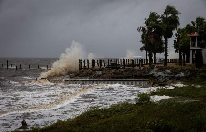 Ouragan Hélène | La Floride se redresse, la Caroline du Nord résiste à la tempête