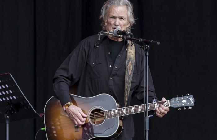 Le chanteur Kris Kristofferson, star de la musique country et acteur, est décédé