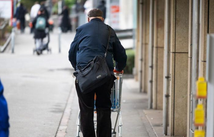 La solitude touche de nombreux seniors, manque de bénévoles