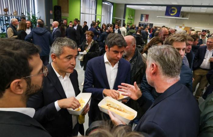 saucisses-frites et plateau d’invités de prestige à Tourcoing