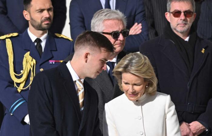 Toute la famille royale belge assiste à la messe célébrée par le pape François en présence de 37.000 personnes