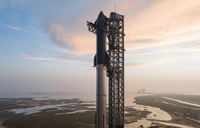 une fusée Space X a décollé pour récupérer les astronautes bloqués