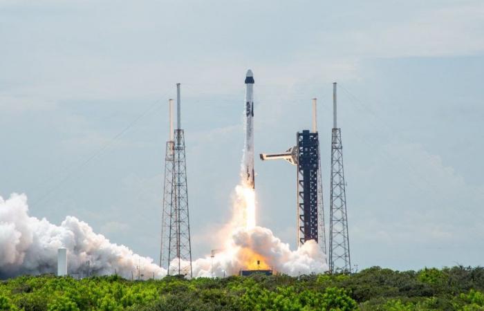 Arrivée à l’ISS du navire venu secourir les astronautes bloqués