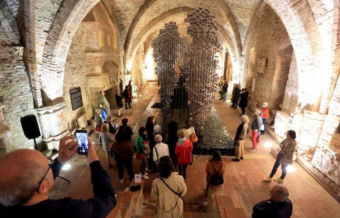 Rencontre exceptionnelle avec le sculpteur Jean-Michel Othoniel actuellement exposé à Montauban