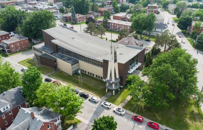 Les bibliothèques de Sherbrooke font pitié