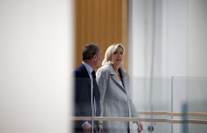 Ouverture du procès de Le Pen et du RN pour détournement présumé de fonds européens – 30/09/2024 à 15h34