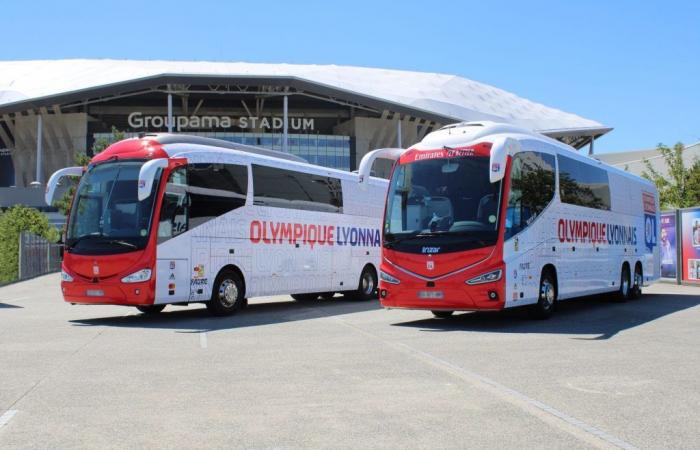 Un bus de l’OL endommagé par des supporters du PSG