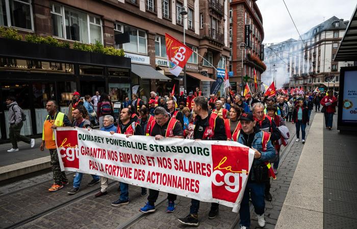 2000 personnes ont manifesté au nom de « l’urgence sociale »