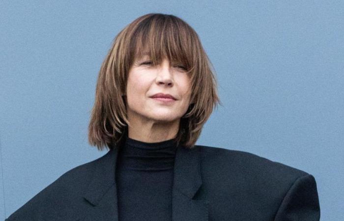 Sophie Marceau revisite son carré, pour toujours plus de modernité