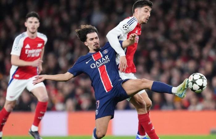 Pas très rassurant, Paris subit son premier revers de la saison face à Arsenal