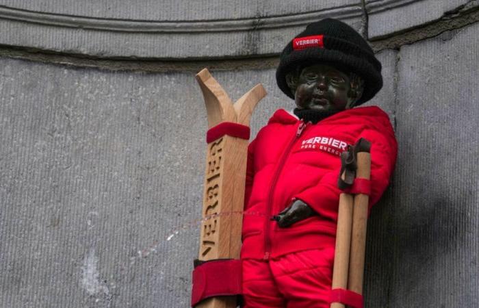 Valaisans dress Manneken-Pis as a Swiss skier