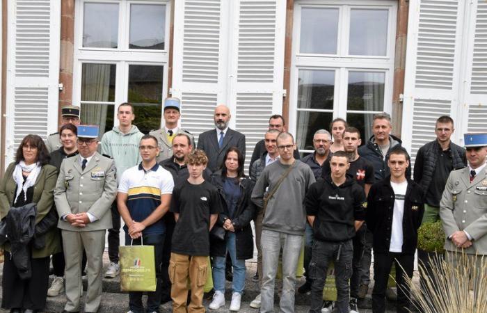 Rodez. Recrues de l’armée reçues à la Maison de la République