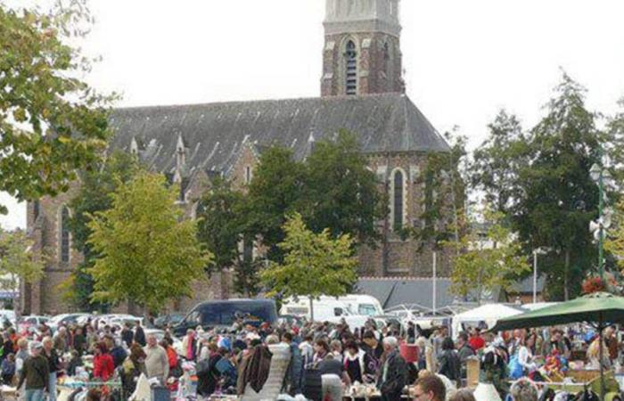 Avec 3 000 stands, il revendique le titre de plus grand marché aux puces d’Ille-et-Vilaine près de Rennes