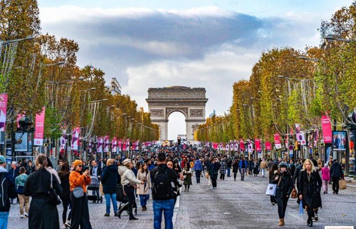 une journée sans voiture sur la célèbre avenue en octobre