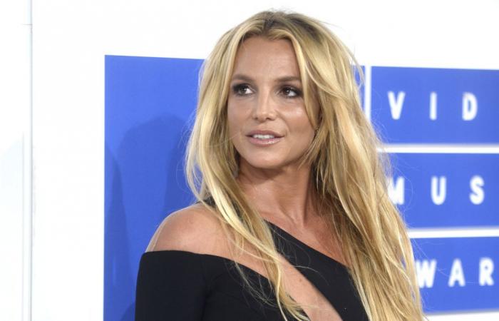 Britney Spears a littéralement senti le feu lui monter au visage… Coldplay a déjà prévu son dernier album…