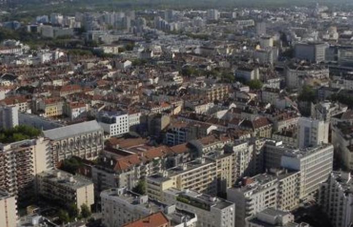 lancement du plus grand parc photovoltaïque au sol de la Métropole