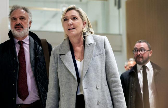 au tribunal, la remarque de Marine Le Pen aux journalistes n’est pas passée inaperçue