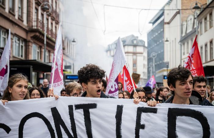 2000 personnes ont manifesté au nom de « l’urgence sociale »