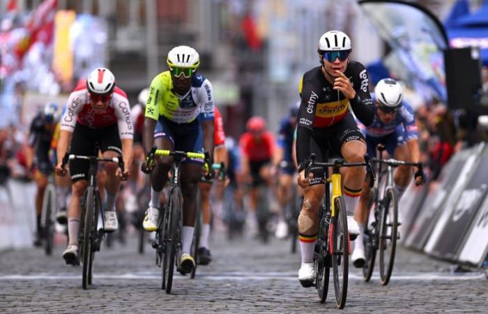 Cycling. Binche-Chimay-Binche – Arnaud De Lie in Binche, Girmay 2nd, Philipsen stuck