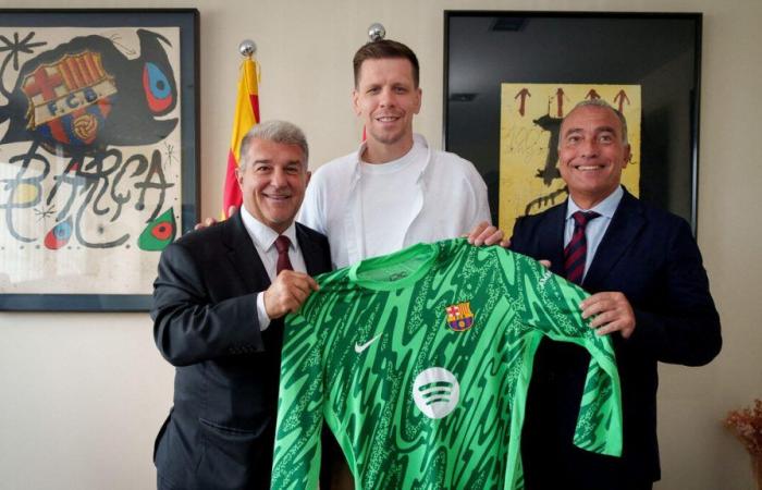 Le gardien Wojciech Szczesny a signé au FC Barcelone