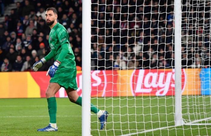 Gianluigi Donnarumma se fait écraser dans tous les sens !