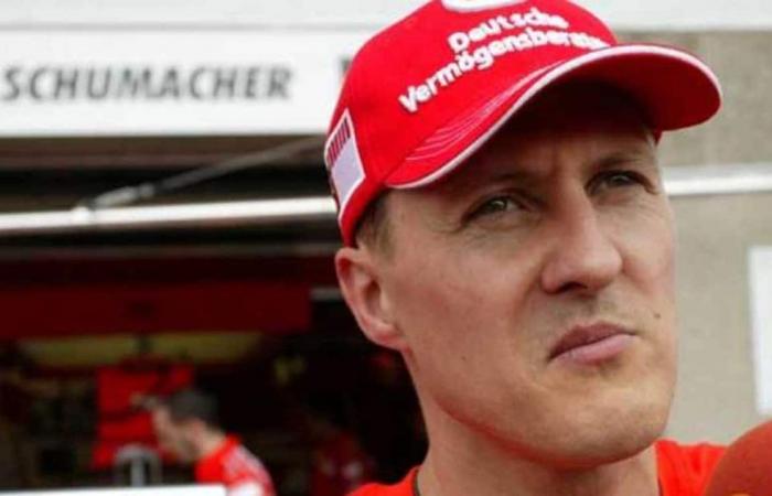 Le grand Michael Schumacher de F1 « ne parle pas » après un accident d’horreur et communique à travers…