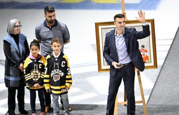 Patrice Bergeron vole la vedette aux Kings et aux Bruins de Québec