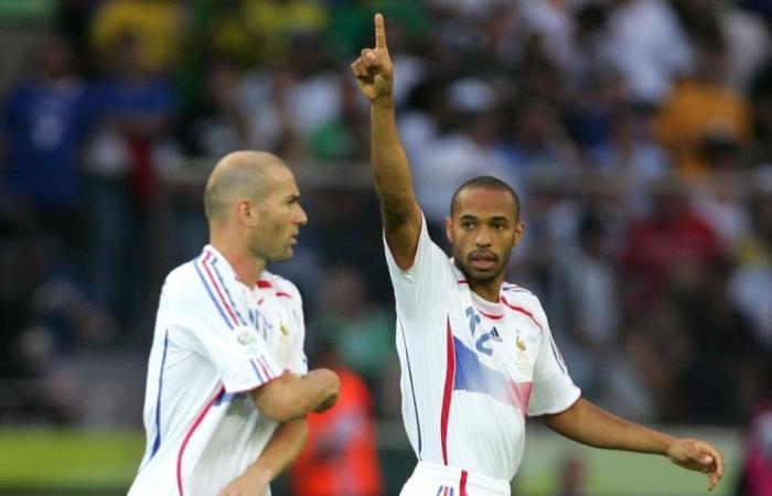 A 47 ans, Thierry Henry révèle ce qu’il pense vraiment de Zinedine Zidane : “Ça m’a pesé”