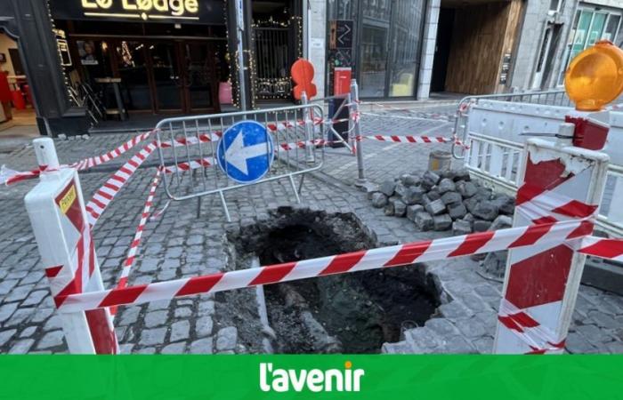 Quand va-t-on rouvrir la rue de l’Yser fermée à Tournai suite à un effondrement de route ?