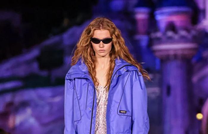 Coperni clôture la Fashion Week de Paris avec un défilé à Disneyland