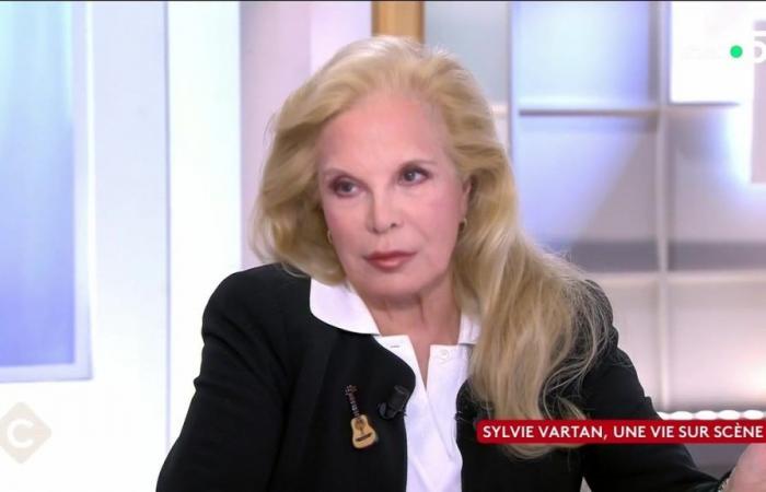 Sylvie Vartan « fatiguée » ? “Ne pas continuer cette vie bouleversante”, le chanteur revient sur une lourde décision