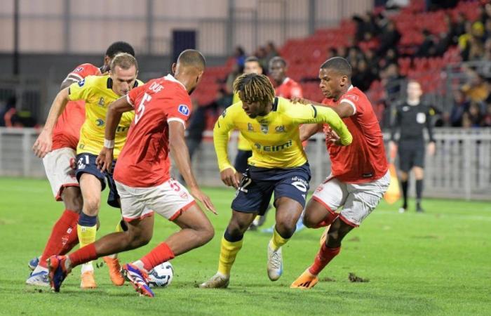 un Sochaux inexistant évite le pire à Nîmes (1-1)