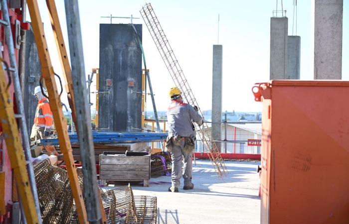 François Sauvadet a visité le chantier « Osmose », un projet architectural ambitieux qui abritera bientôt 400 agents territoriaux