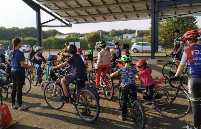 le cycliste de l’école de cyclisme de l’USC prend la route