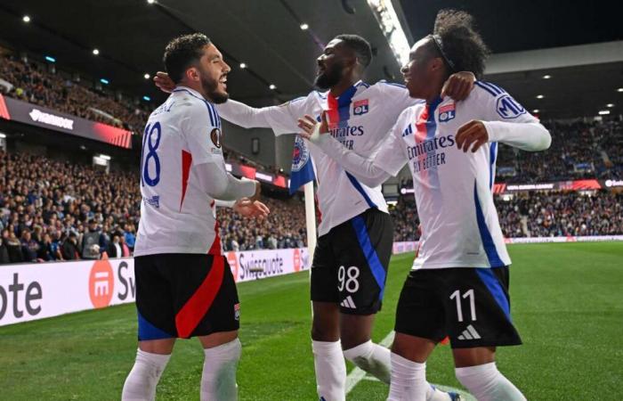 Avec les doublés de Lacazette et Fofana, l’OL s’impose sur le terrain des Rangers