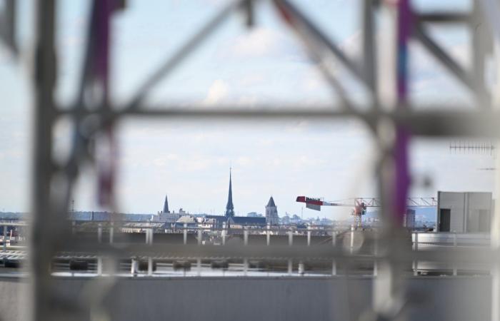 François Sauvadet a visité le chantier « Osmose », un projet architectural ambitieux qui abritera bientôt 400 agents territoriaux