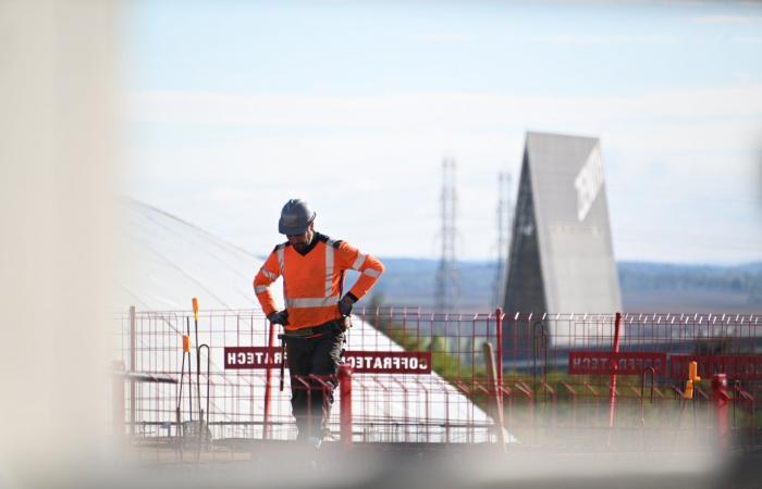 François Sauvadet a visité le chantier « Osmose », un projet architectural ambitieux qui abritera bientôt 400 agents territoriaux