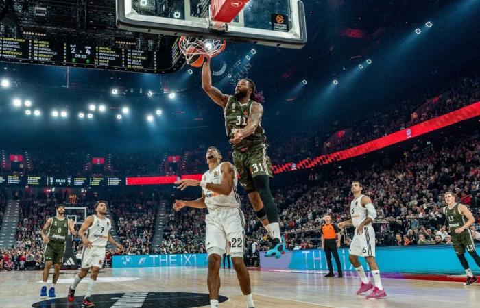 Le FCBB et le Real Madrid augmentent le montant du don de BMW pour « Dunks for Tomorrow ».