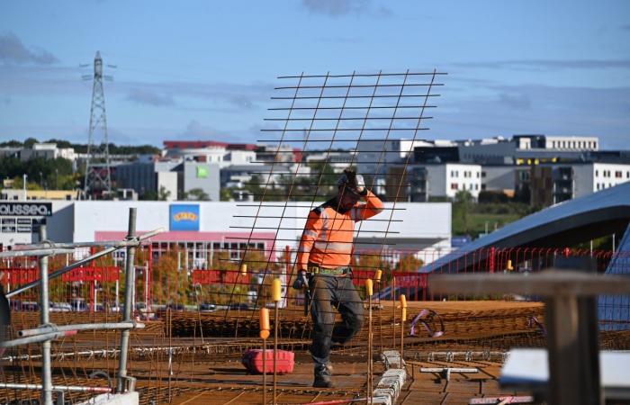 François Sauvadet a visité le chantier « Osmose », un projet architectural ambitieux qui abritera bientôt 400 agents territoriaux