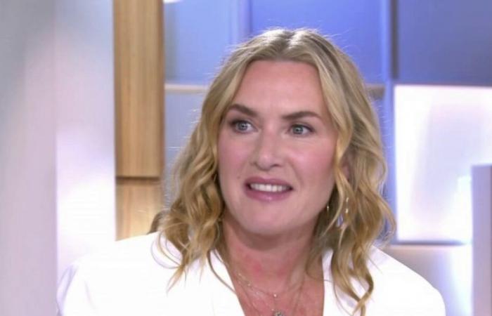 Kate Winslet réprimande Pierre Lescure après une question jugée sexiste (VIDEO)