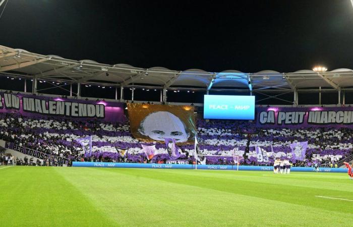 « Sur un malentendu ça peut marcher »… Quand les supporters du TFC rendaient hommage à l’acteur