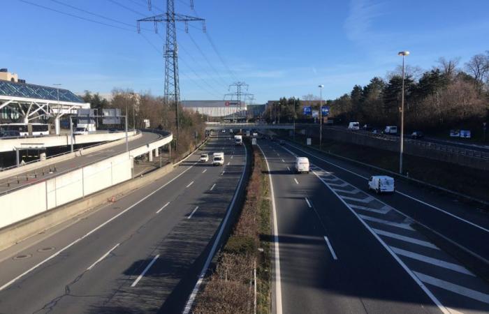 manifestations contre l’élargissement des autoroutes