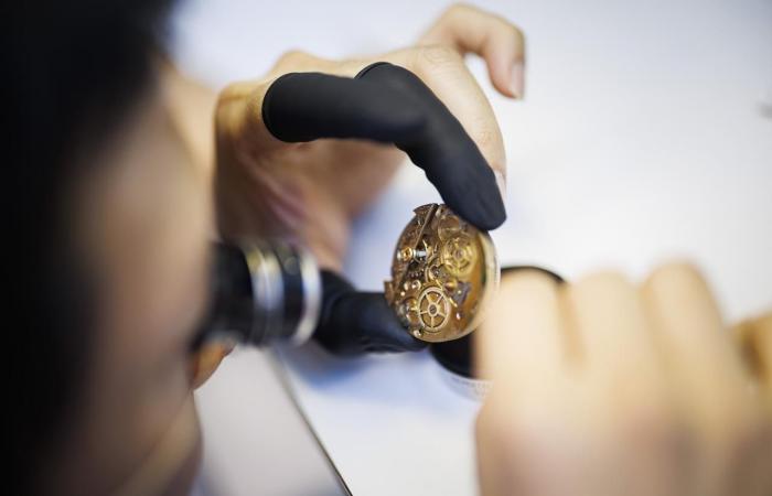 Le médecin horloger japonais qui ressuscite les montres suisses