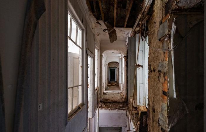 Abandonné depuis des années, ce château sera rénové et transformé