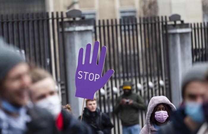 une séance pour aider les femmes victimes de violences à reprendre confiance en elles