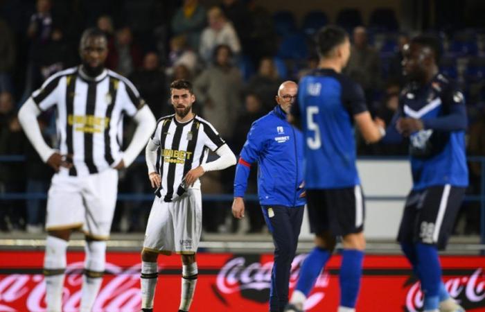 Charleroi tombe face à Dender et manque le cadre