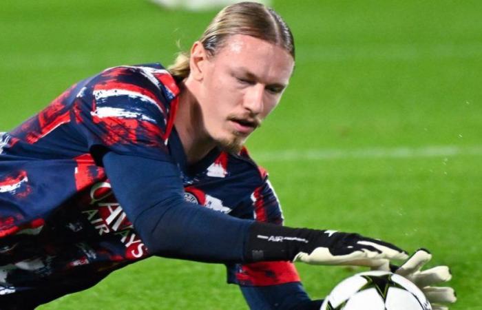 pourquoi Safonov, gardien russe du PSG, ne rejoindra pas sa sélection